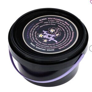 Tweak'd Wild Frangipani-Monoi Cleansing Volumizing Scrub 16 fl.oz Sealed